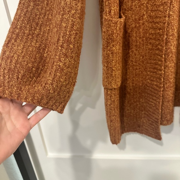Marine Layer Women's orange/brown Cardigan - Picture 3 of 6